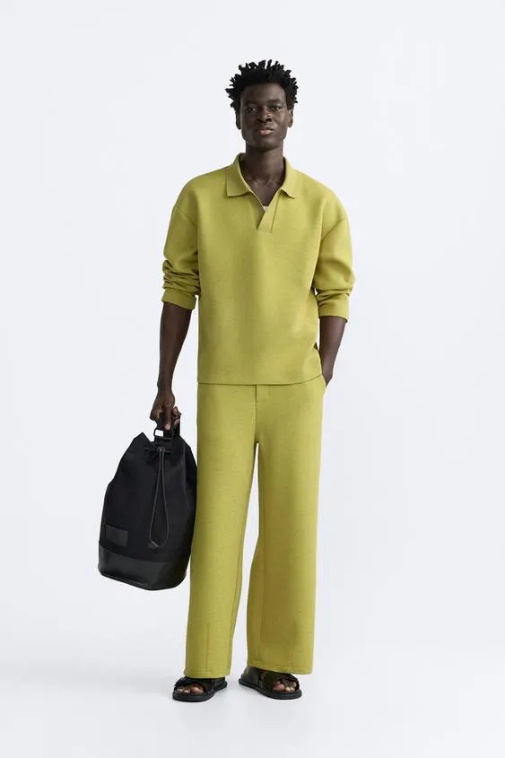 TEXTURED POLO SWEATSHIRT