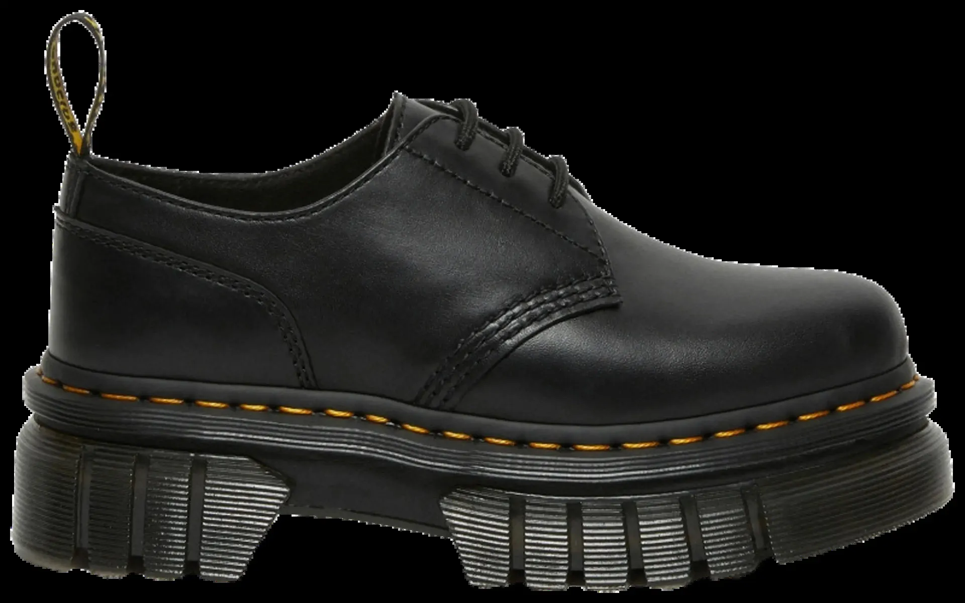 Dr. Martens kävelykengät