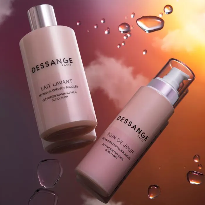 Soin de jour définition cheveux bouclés