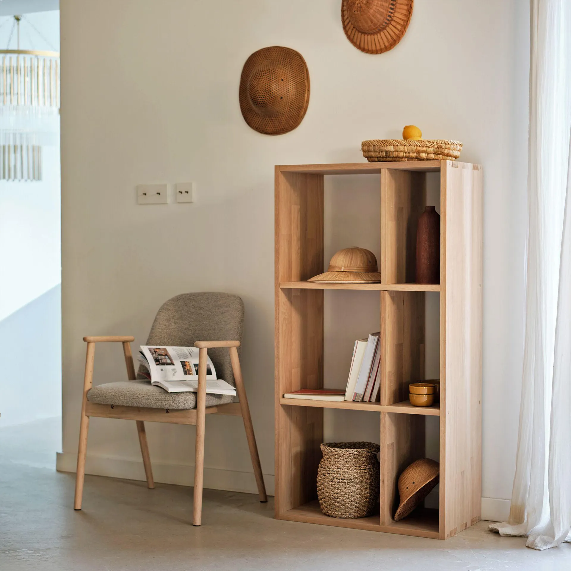 Étagère 6 cases en chêne - bois clair
