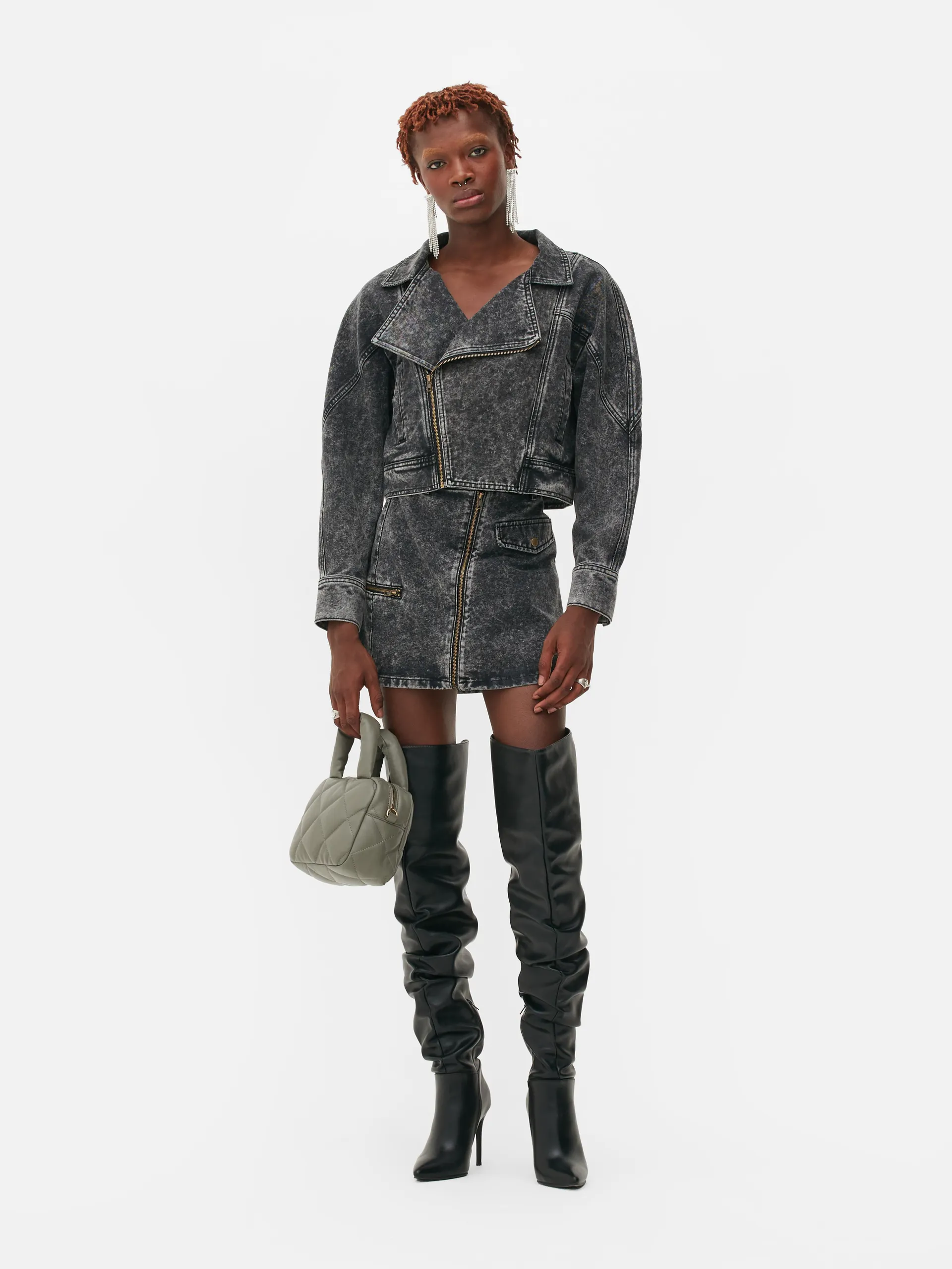 Mini-jupe avec délavage à l'acide Rita Ora