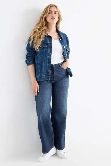 Wide leg jeans - high waist