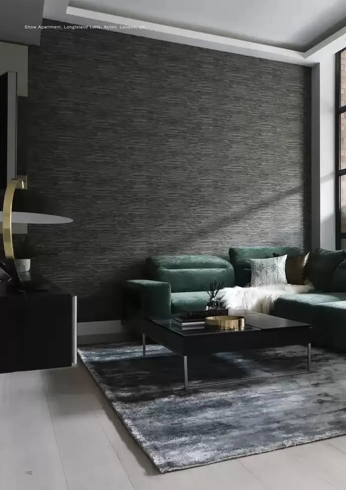 C O N T R A C T L O O K B O O K du 7 janvier au 31 décembre 2025 - Catalogue page 142