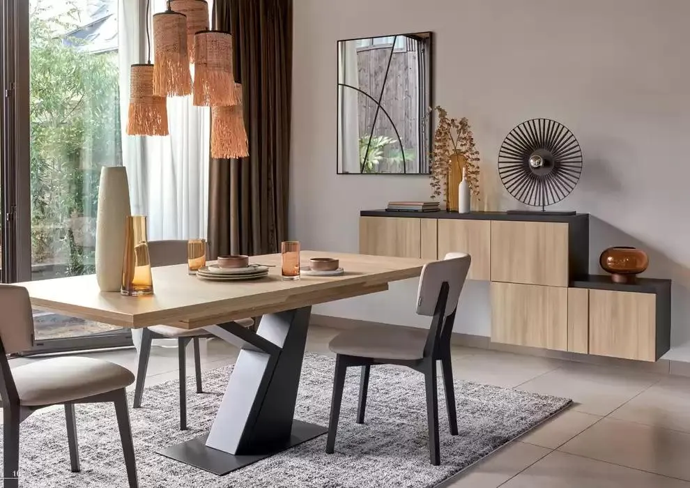 Collection Tables & chaises du 14 janvier au 31 décembre 2025 - Catalogue page 16