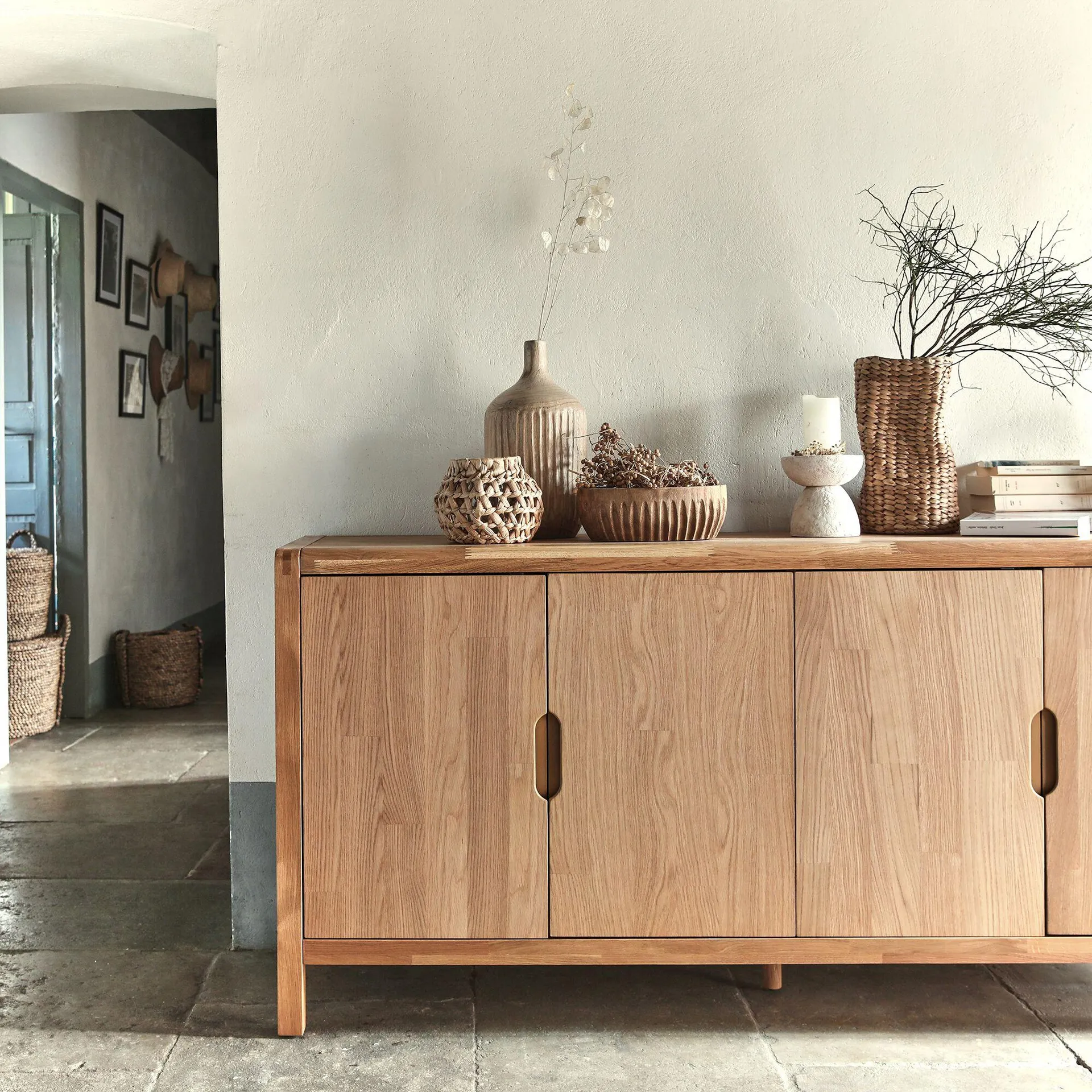 Buffet 4 portes en chêne massif - bois clair