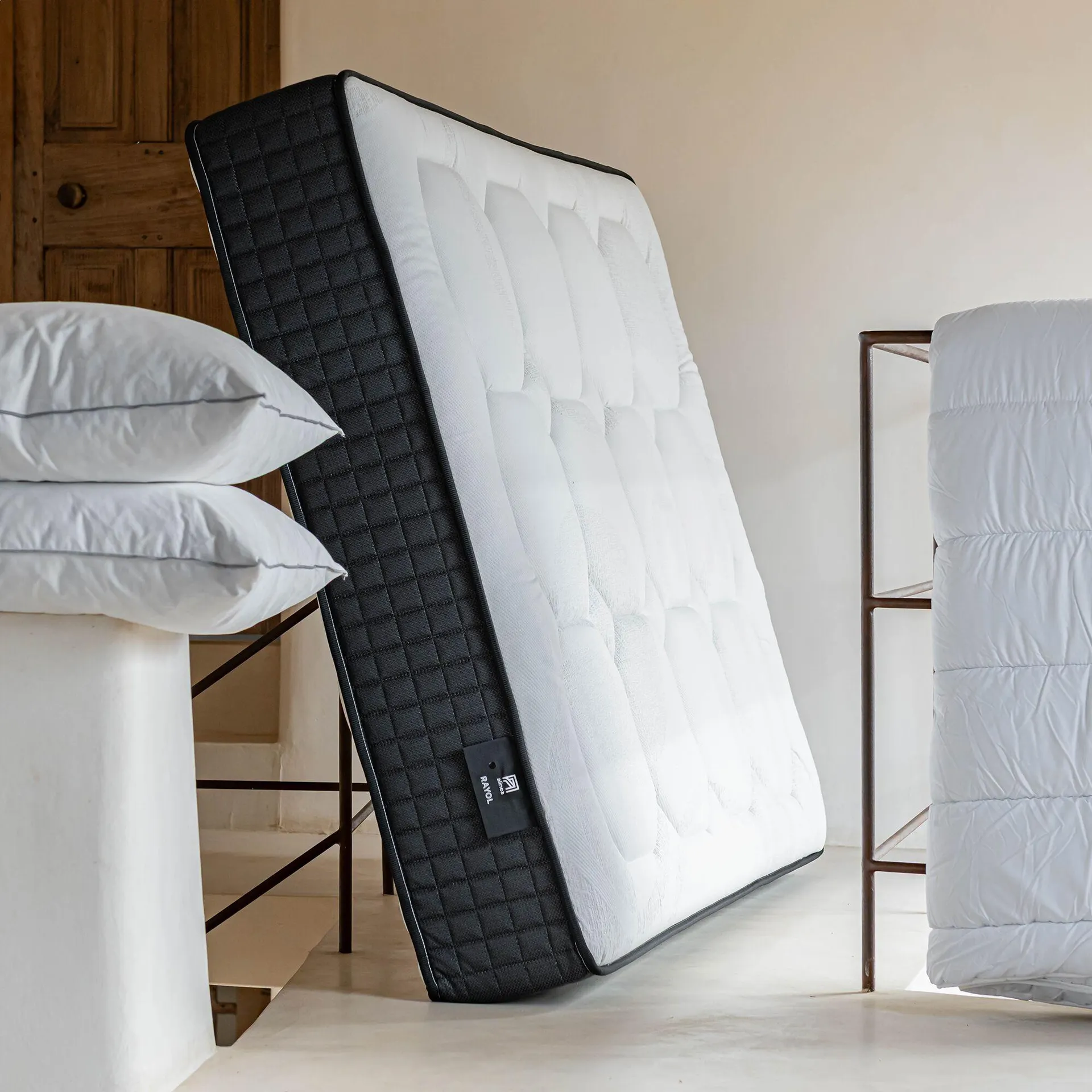 Matelas alinea à ressorts ensachés accueil enveloppant 140x190cm