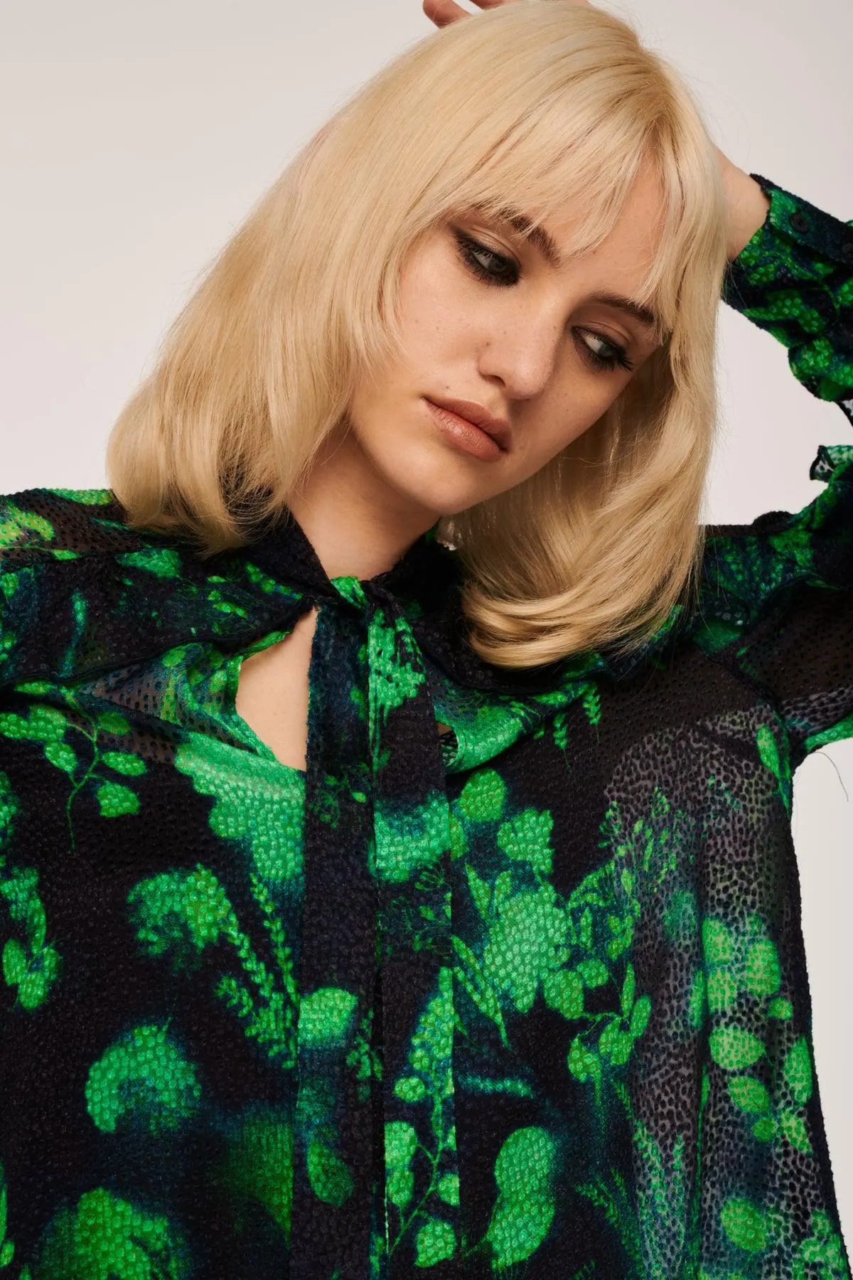 Blouse fluide volanté