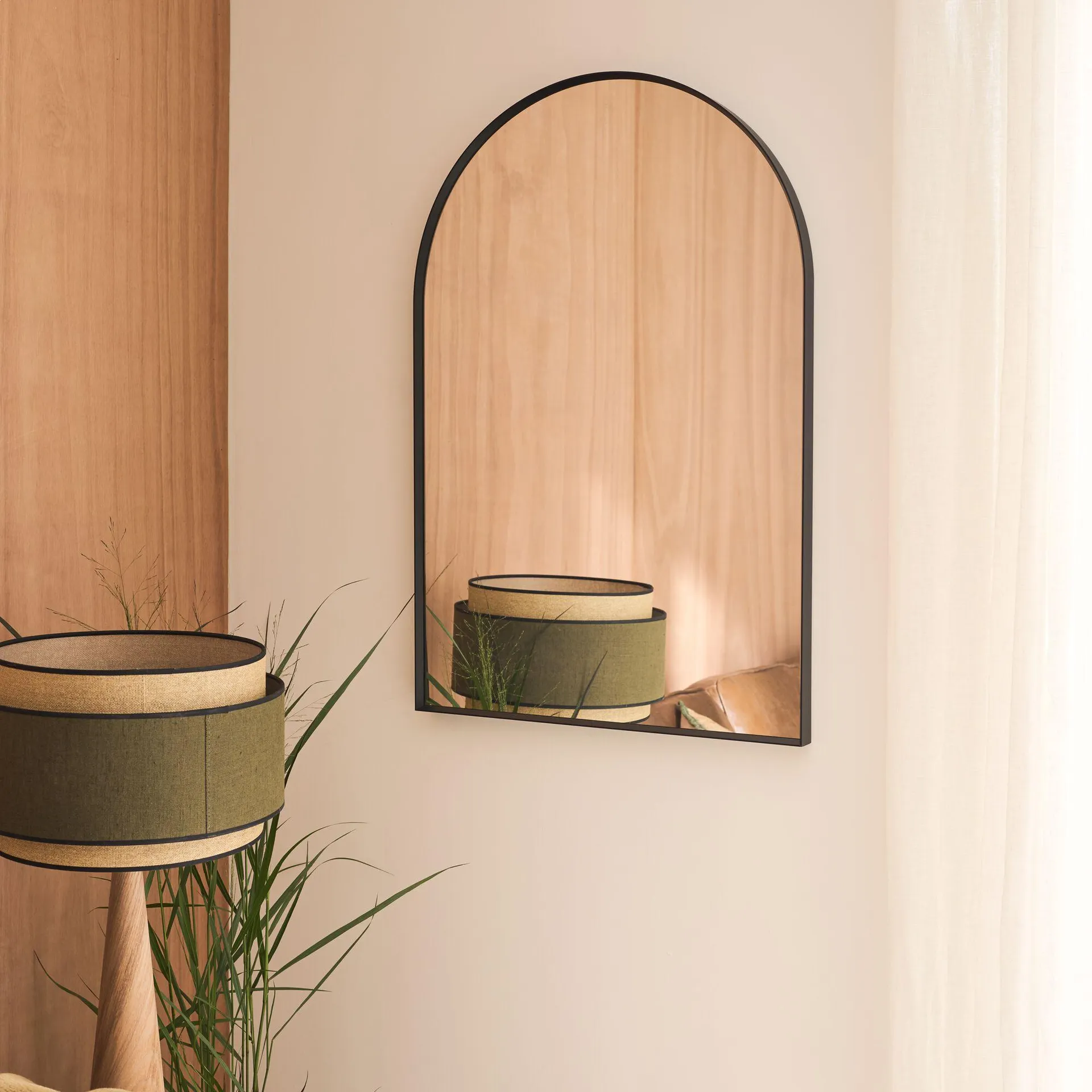 Miroir arche en aluminium l61xH91cm - noir