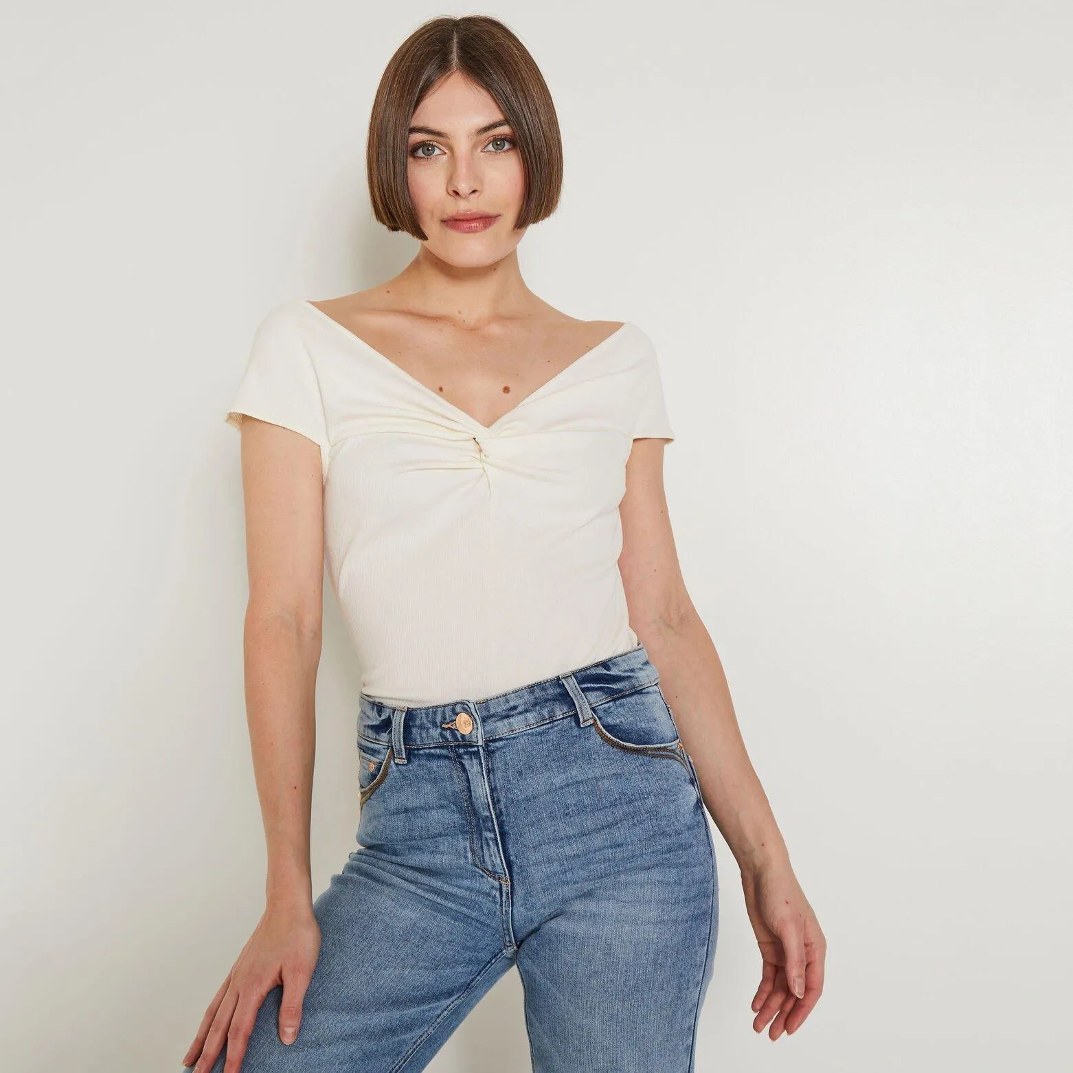 Tshirt large encolure femme