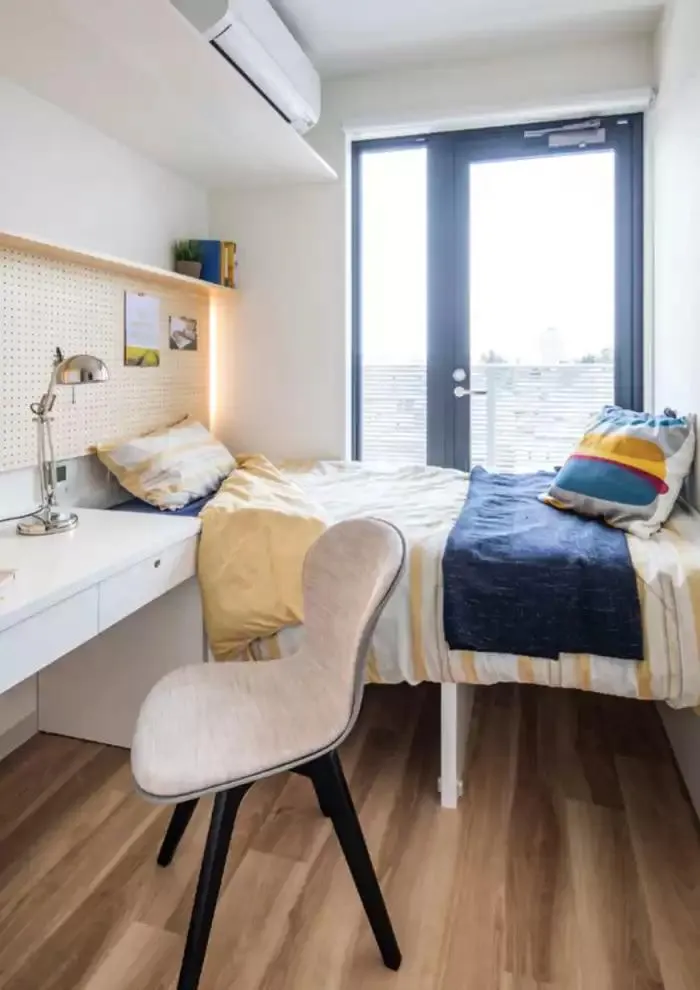 C O N T R A C T L O O K B O O K du 7 janvier au 31 décembre 2025 - Catalogue page 188