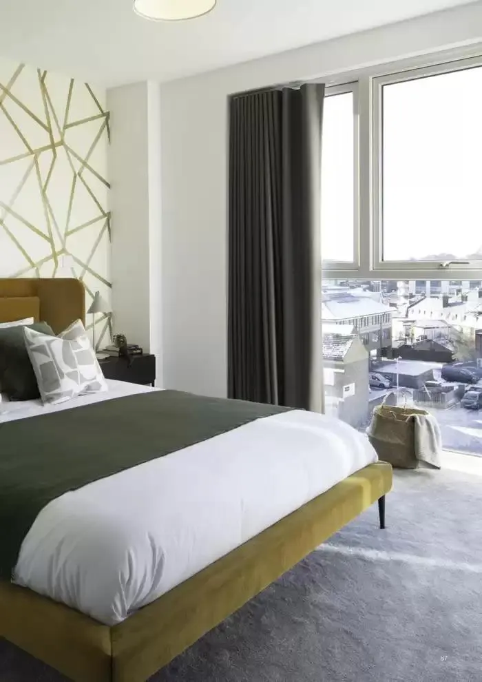 C O N T R A C T L O O K B O O K du 7 janvier au 31 décembre 2025 - Catalogue page 87