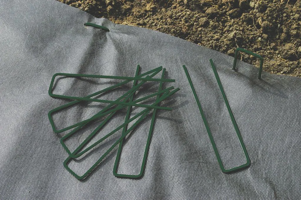 Agrafes de fixation gazon artificiel nort fixsol