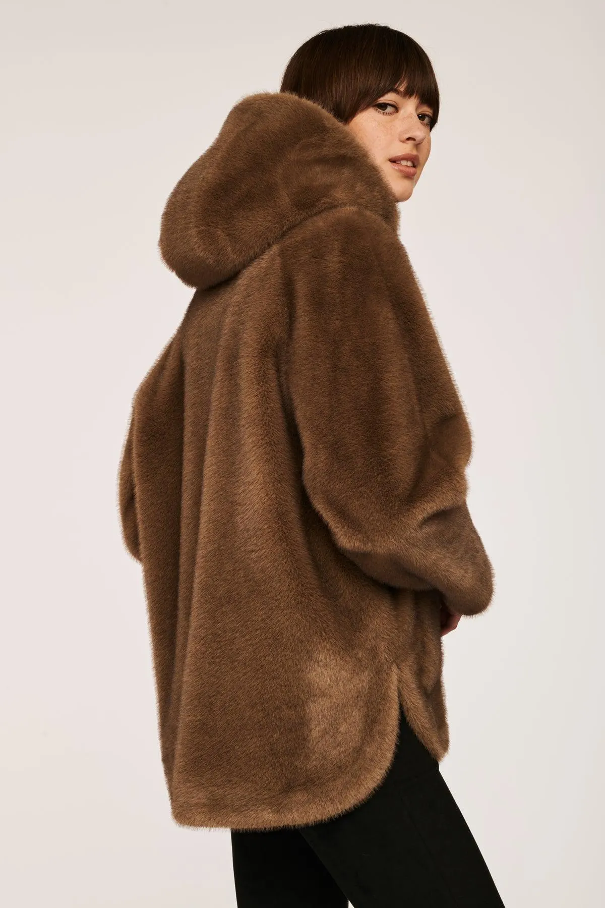 Blouson en fourure vegan