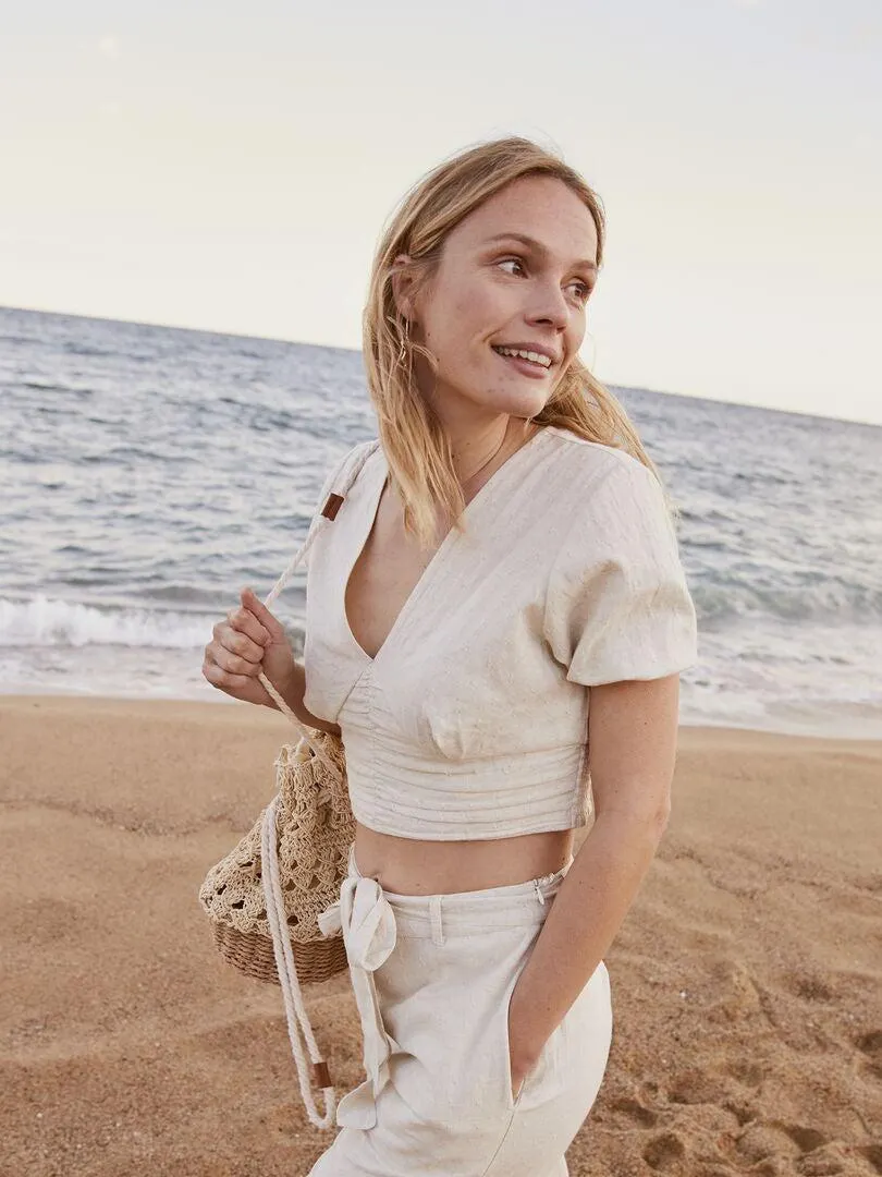 Blouse crop top en lin et décolleté plongeant - Beige