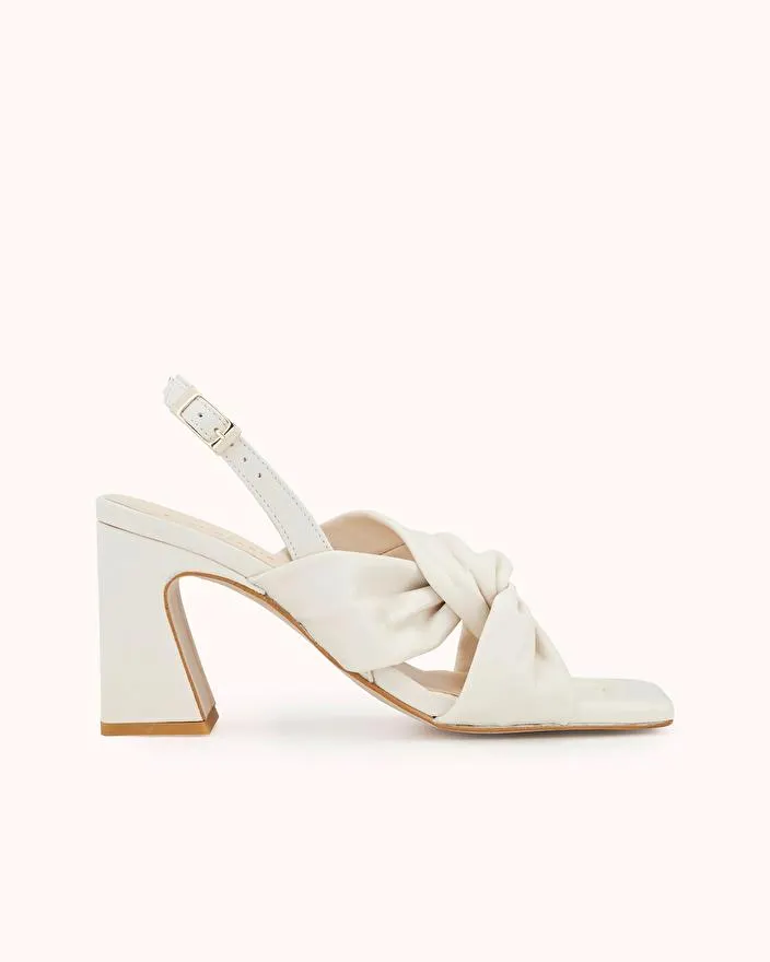 SANDALE A TALON NARI En cuir écru