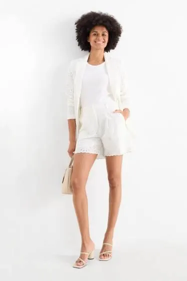 Shorts - high waist - broderie anglaise