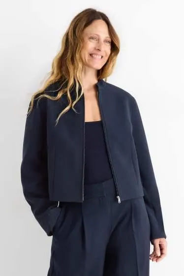 Oversized cropped blazer