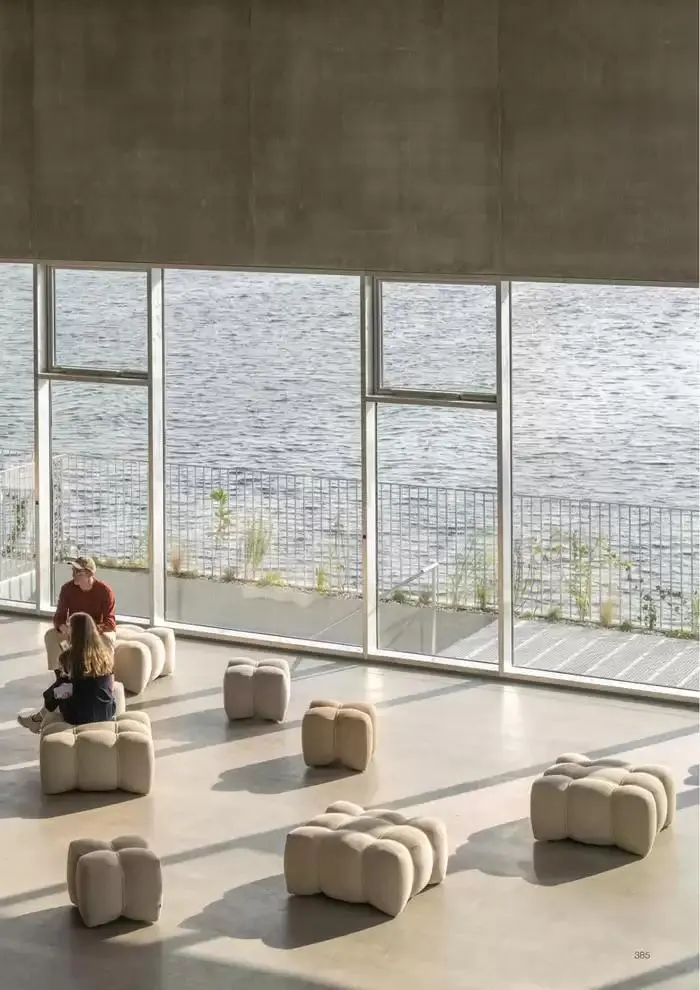 C O N T R A C T L O O K B O O K du 7 janvier au 31 décembre 2025 - Catalogue page 385