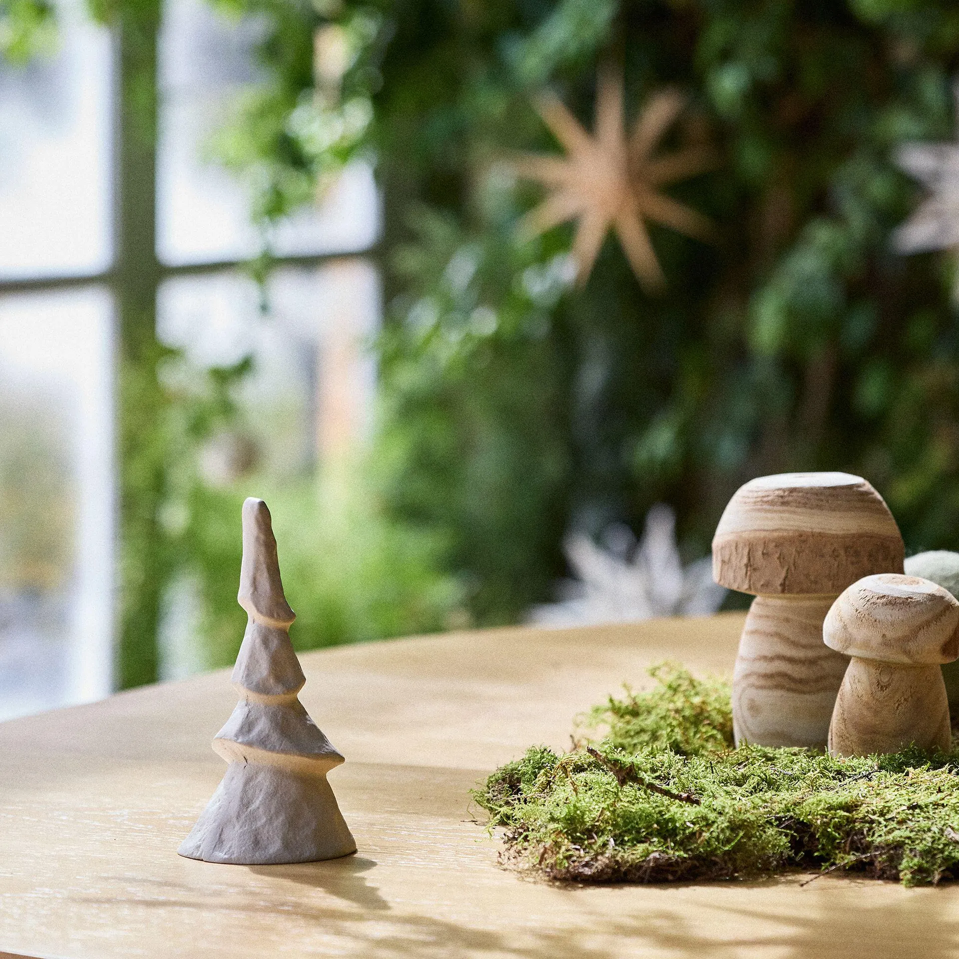 Sapin décoratif à poser en aluminium H18,5cm - blanc