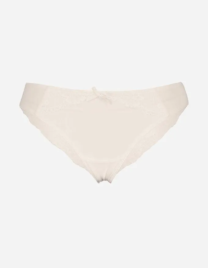 Slip brésilien - Passementerie en dentelle