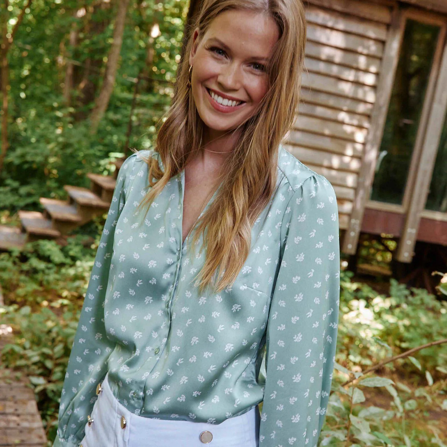 Chemise satinée à manches longues