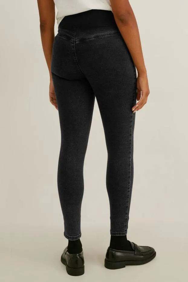 Maternity jeans - jegging jeans - LYCRA®