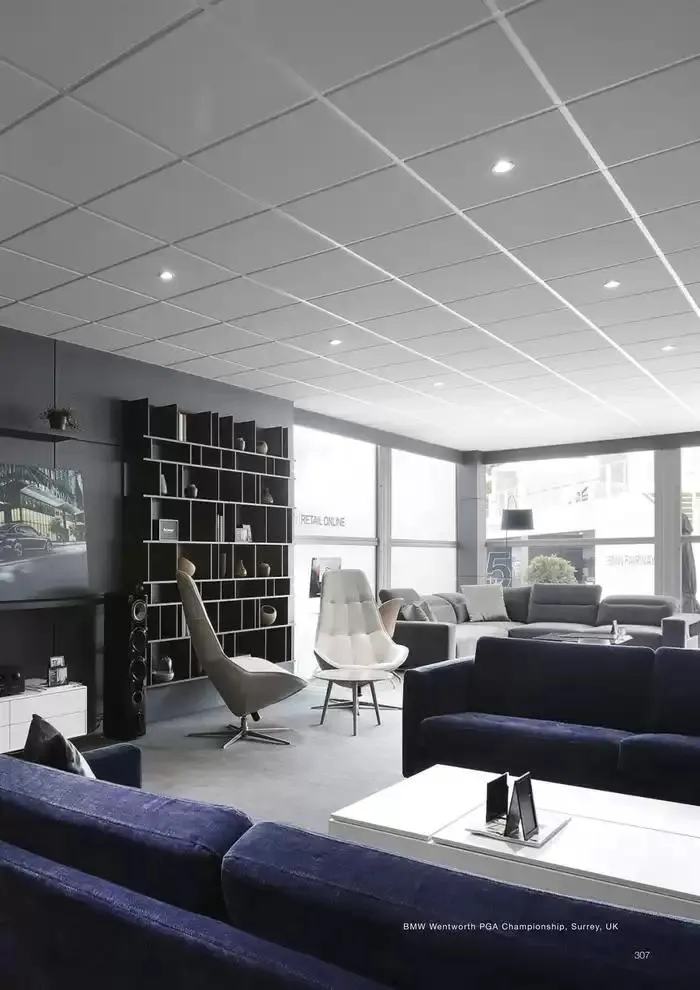 C O N T R A C T L O O K B O O K du 7 janvier au 31 décembre 2025 - Catalogue page 307