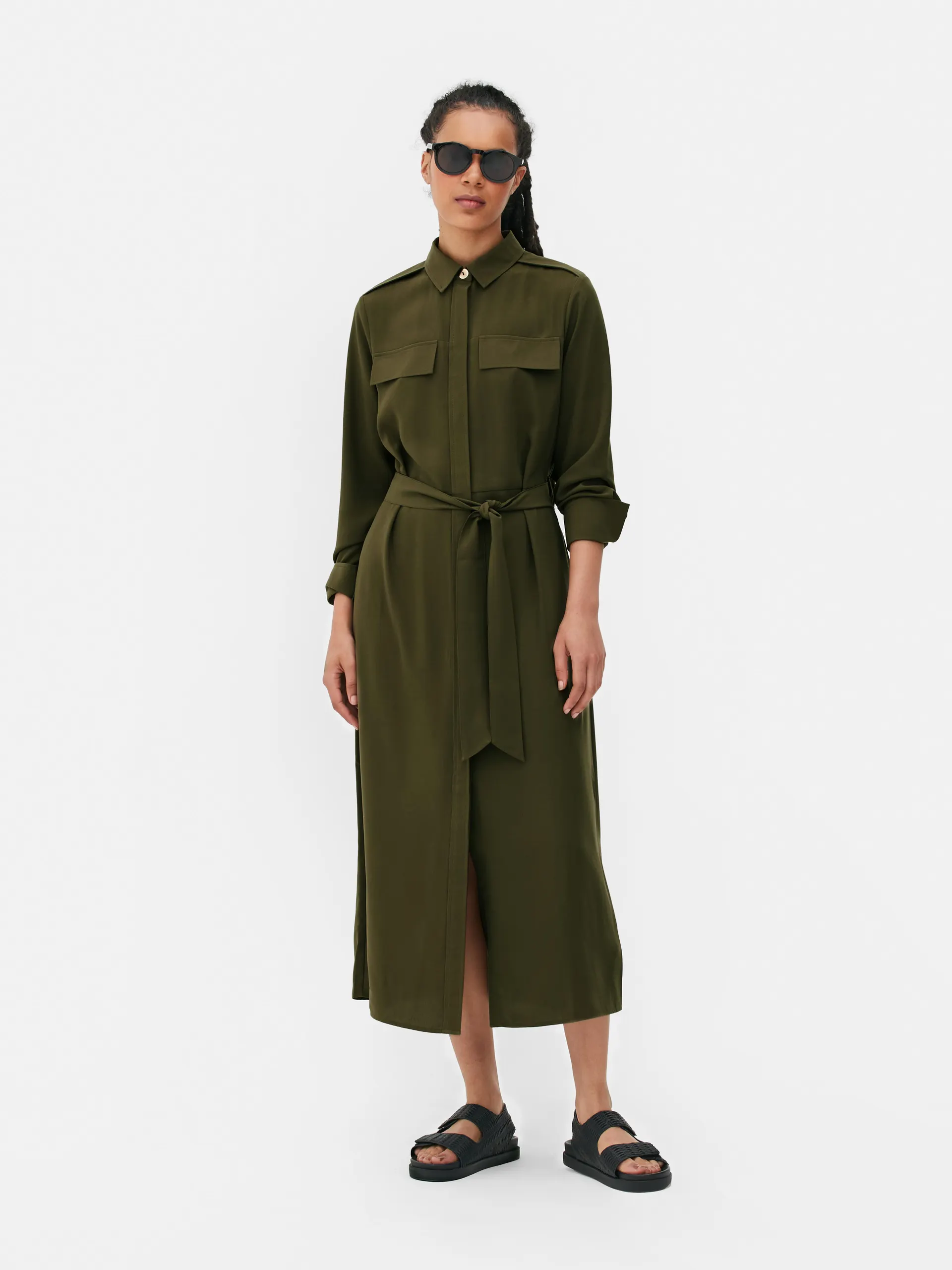 Robe chemise à nouer à la taille