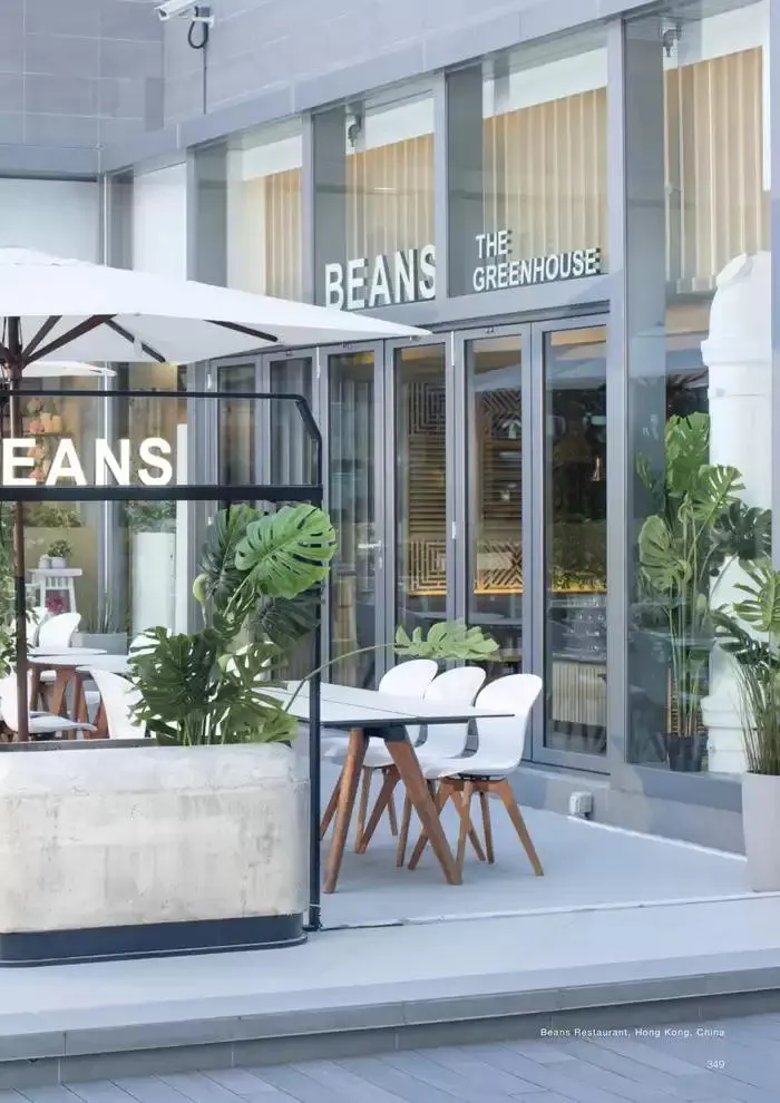 C O N T R A C T L O O K B O O K du 7 janvier au 31 décembre 2025 - Catalogue page 349