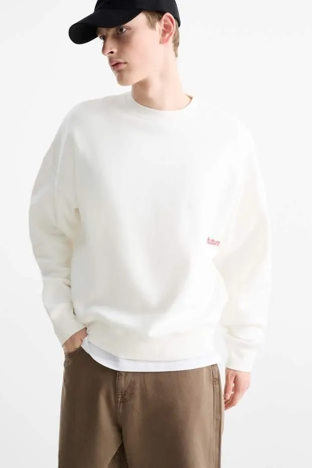Oversized sweatshirt