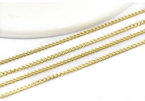 Chaîne Maille Gourmette en Acier Inoxydable - Dim. : 1.2 x 1.1 mm - Couleur Or Doré (Vendue au mètre)