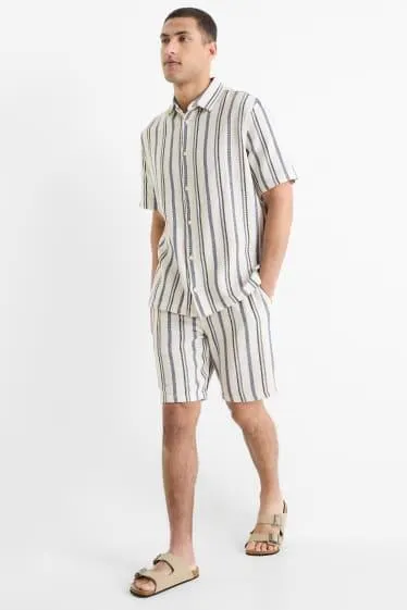 Shorts - striped