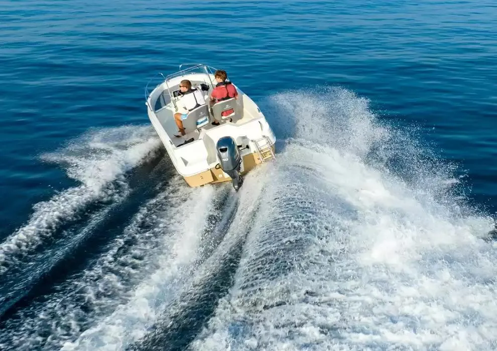 Moyennes Puissances 30 - 80 ch 2025 du 25 septembre au 30 juin 2025 - Catalogue page 12