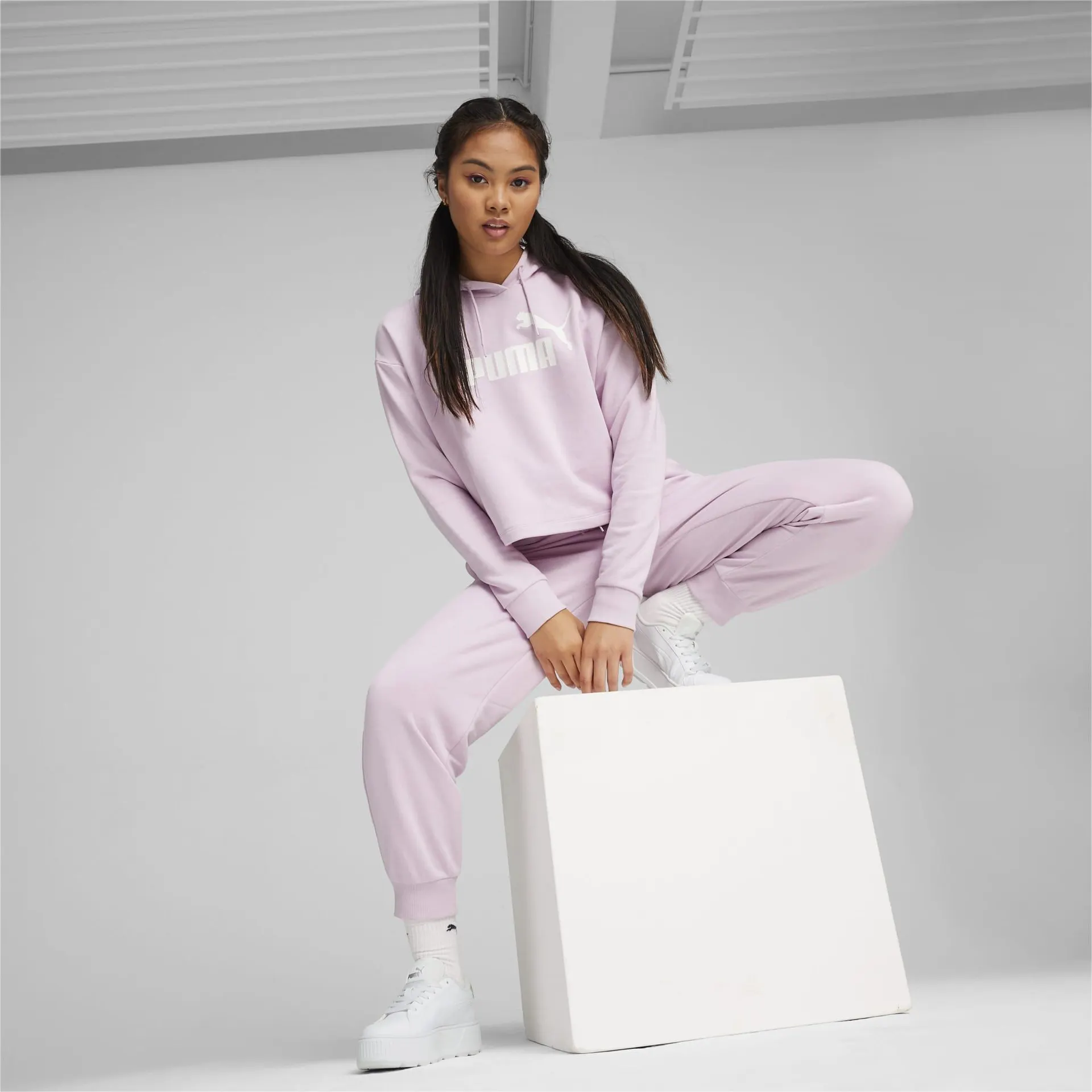 Hoodie court à logo Essentials Femme