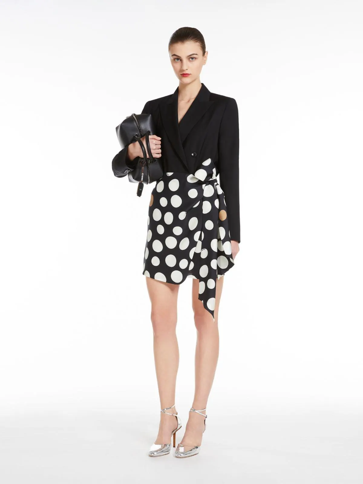 Short printed silk skirt