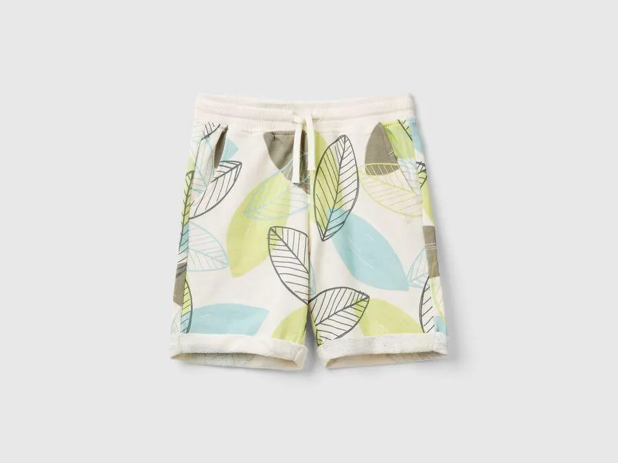 Bermuda à motif feuilles