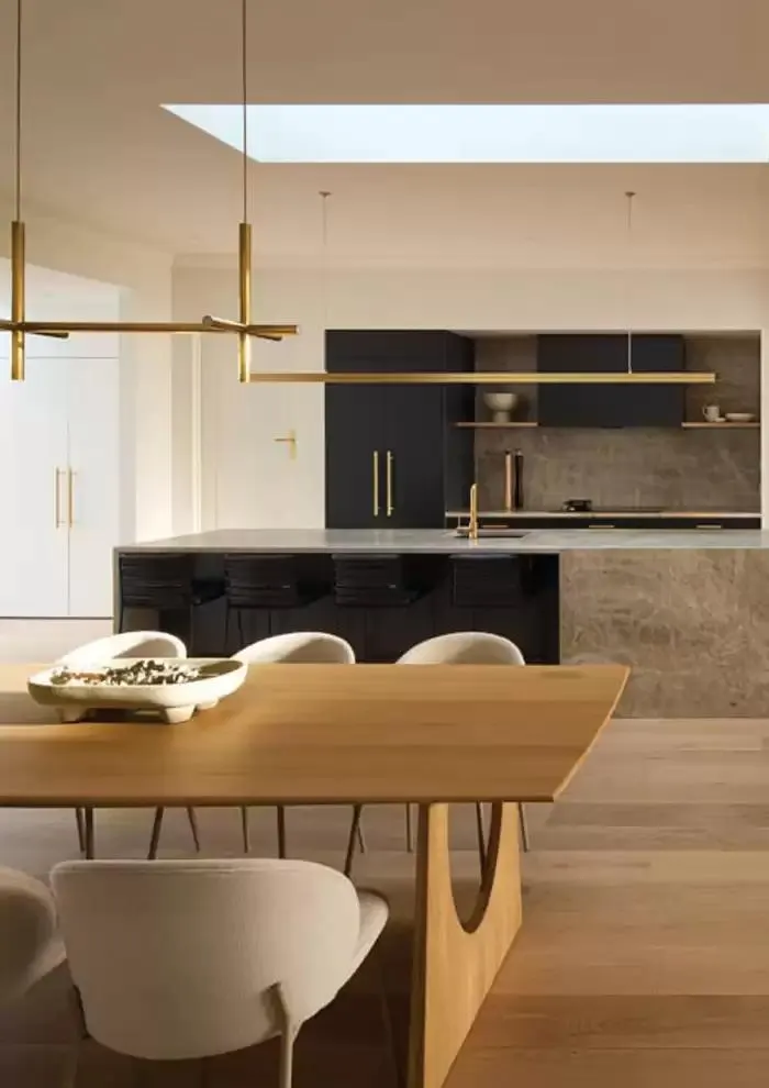 C O N T R A C T L O O K B O O K du 7 janvier au 31 décembre 2025 - Catalogue page 246