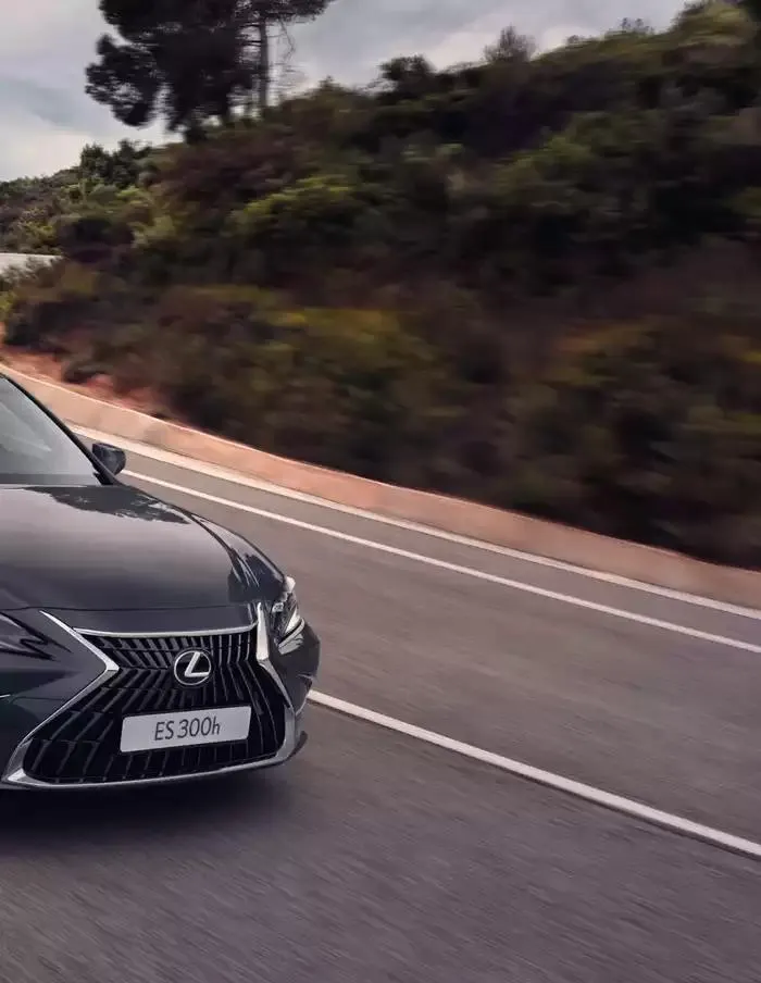 Lexus ES du 27 mars au 27 mars 2026 - Catalogue page 13