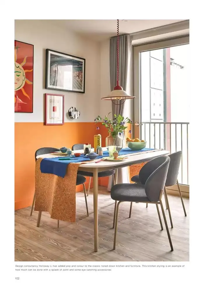 C O N T R A C T L O O K B O O K du 7 janvier au 31 décembre 2025 - Catalogue page 102