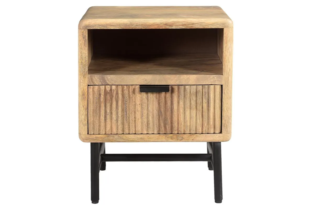 Mesilla de noche con almacenaje de madera maciza de mango y metal negro MORISSON
