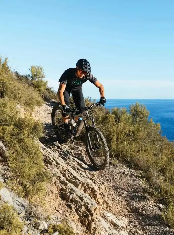 30 ans et plus jeu(a)ne que jamais du 2 mai au 31 décembre 2025 - Catalogue page 157