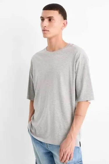 T-shirt - oversized