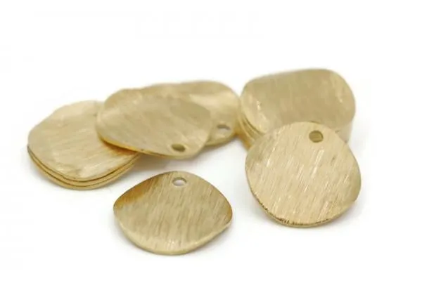10 Pendentifs Sequins Courbés en Laiton Brut Effet strié - Diam. 12 mm - Couleur Doré