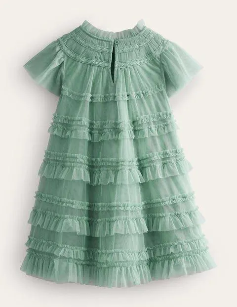 Robe à volants en tulle