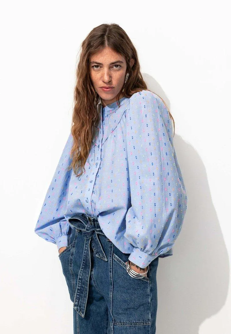 BRODÉE MANCHES BALLON - Chemisier - bleu