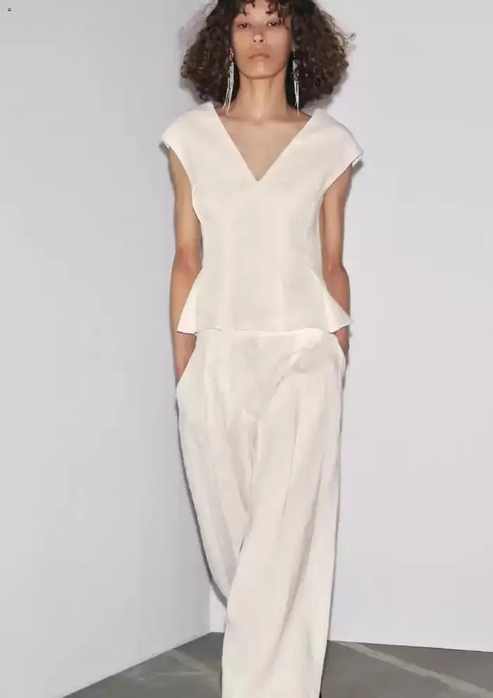 Women's New in Cloches du 2 mai au 31 mai 2025 - Catalogue page 16