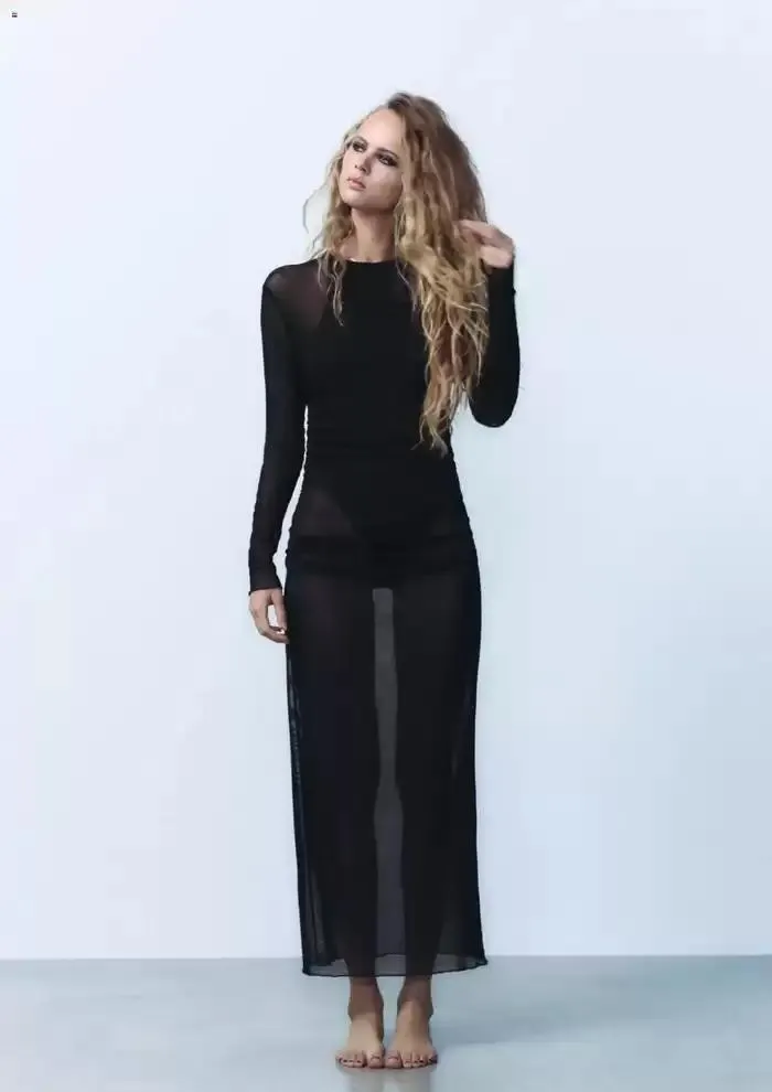 Women's New In Clothes from December 2 to December 31 2024 - flyer page 9