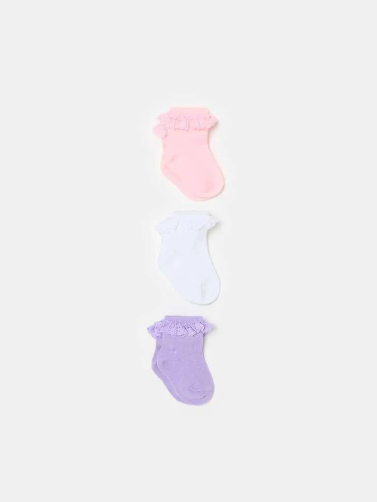 Three-pair pack short socks with lace Blanc/violet