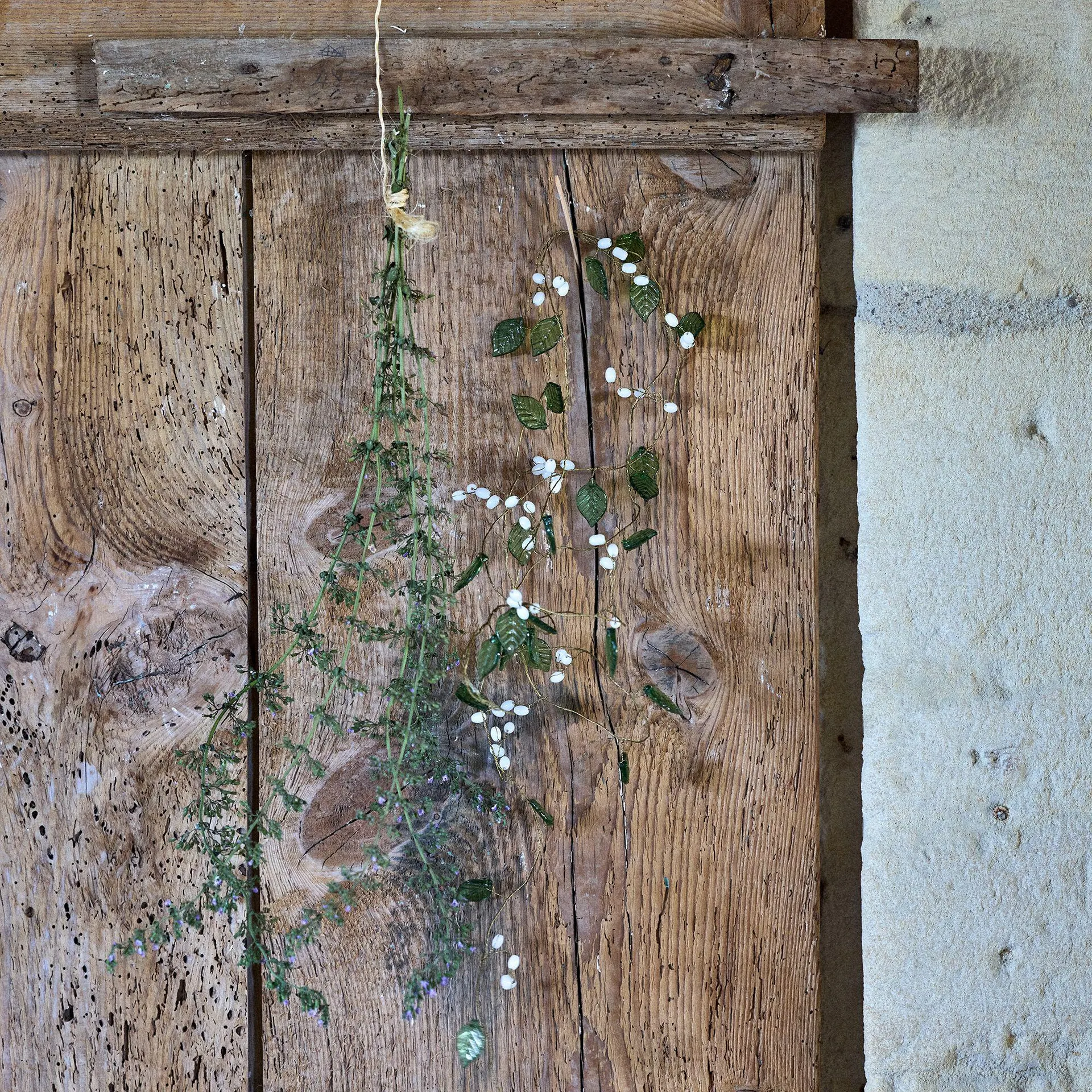 Guirlande de Noël en feuilles en verre et perles L183cm - vert