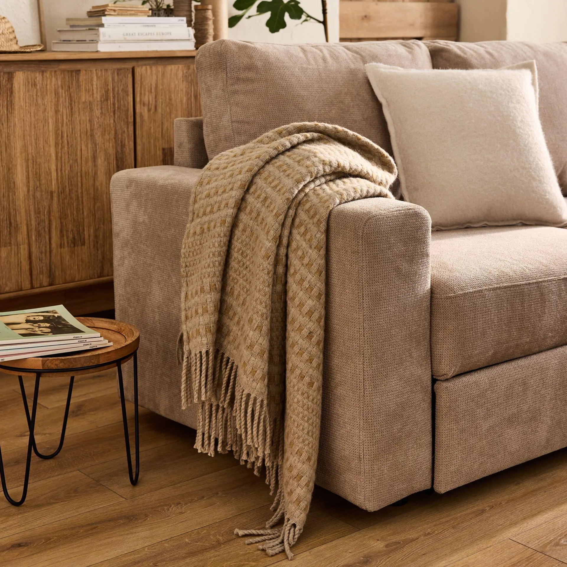 Plaid en laine recyclée à carreaux finition franges 130x170cm - marron